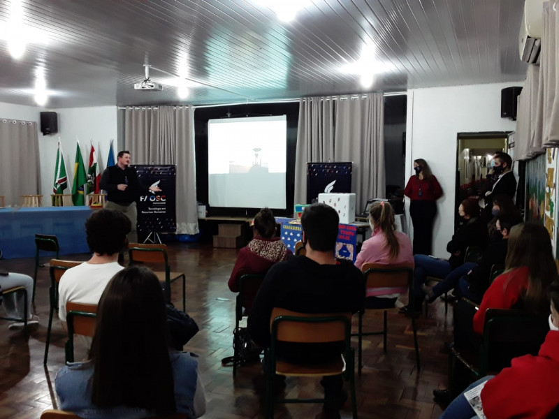 NOITE DA ORIENTAÇÃO PROFISSIONAL FAOSC
