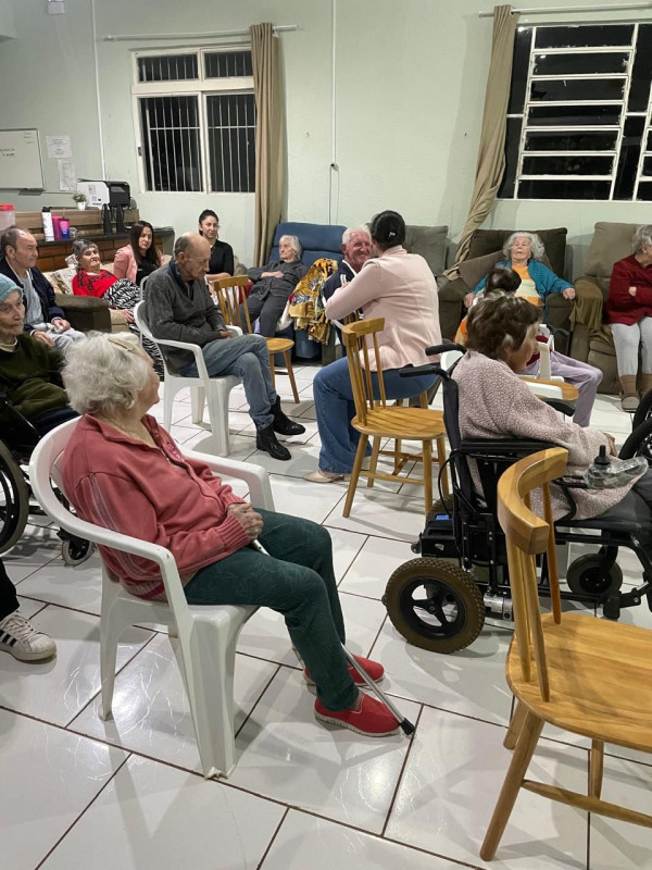 Projeto de extensão voltado à saúde mental de cuidadores da NUPAI de Palmitos/SC