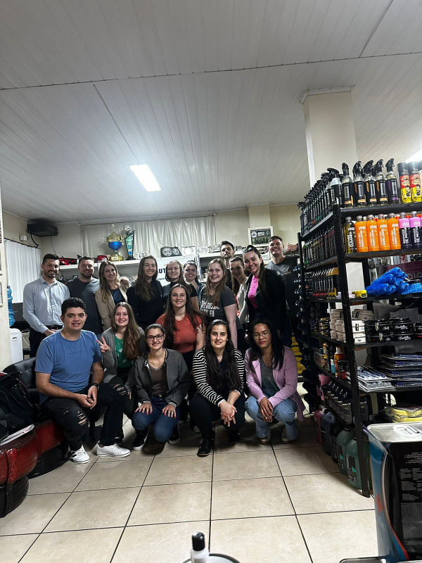 VISITA TÉCNICA DO CURSO DE RH NA EMPRESA AUTOMOTIVA TINTAS E PEÇAS