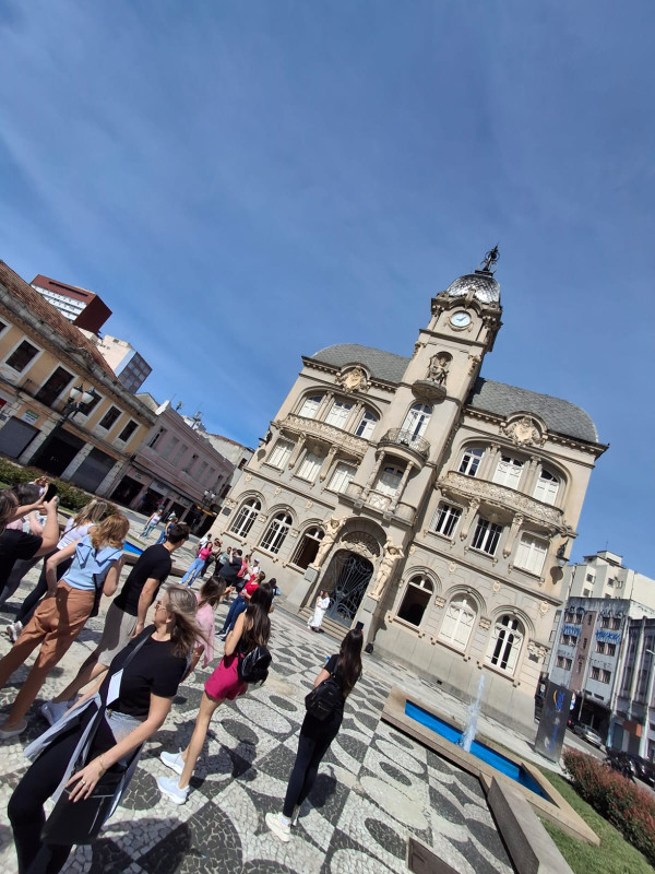 7ª EDIÇÃO DO MOCHILÃO DE ESTUDANTE 2024/2º: DESTINO CURITIBA/PR – VIAGEM ENTRE AMIGOS DEDICADO A COMUNIDADE