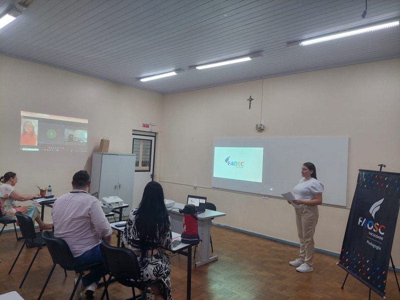 BANCAS EXTAORDINÁRIAS DE TCC FAOSC DOS CURSOS PEDAGOGIA E RECURSOS HUMANOS CONTAM COM A PRESENTAÇA DE PROFESSORES DAS UNIVERSIDADES FEDERAIS E PARTICULARES