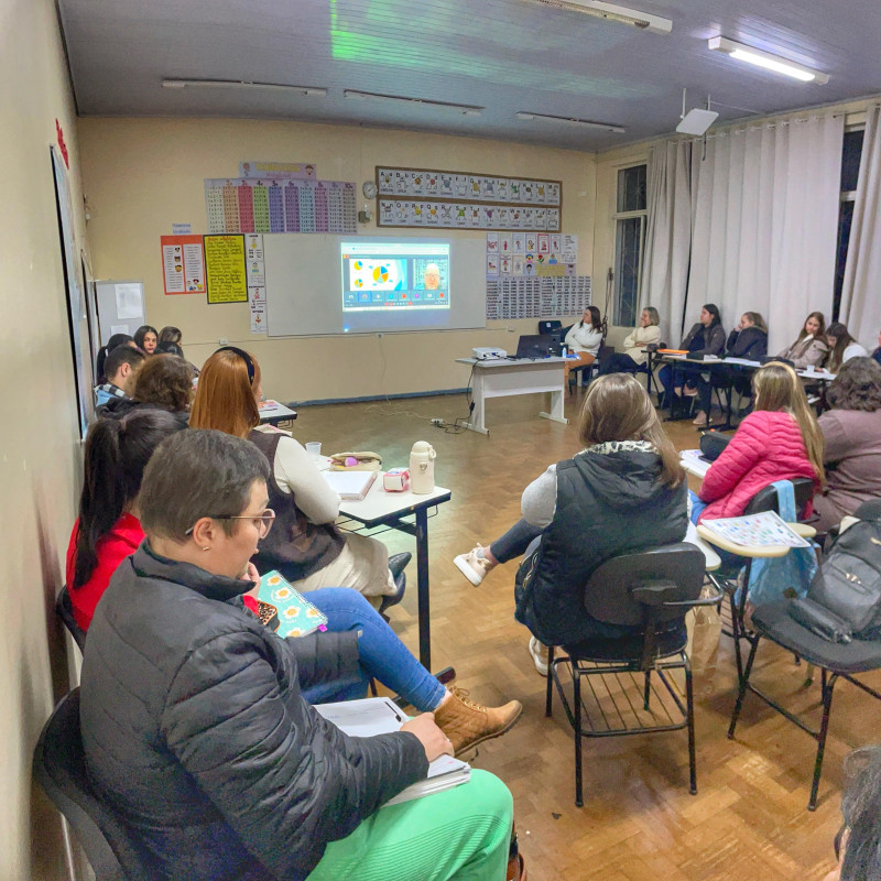ACADÊMICOS DE PEDAGOGIA FAOSC SE PREPARAM PARA O ENADE
